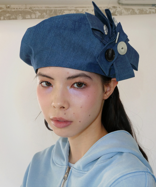 Buttoned Strap Beret Hat [Navy]