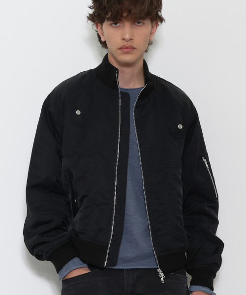 High-Neck MA-1 Insulation Jacket BLACK