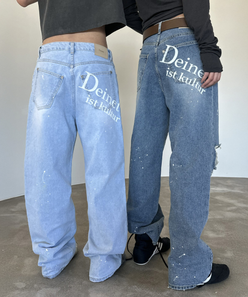 PAINTED LOGO POINT JEANS IN LIGHT BLUE