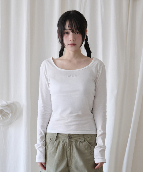 BASIC LOGO T WHITE
