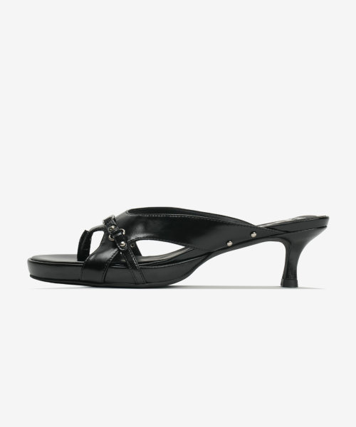 207 iconic strap heels