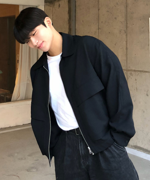 [COUTURE]Black Variant Minimal Blouson