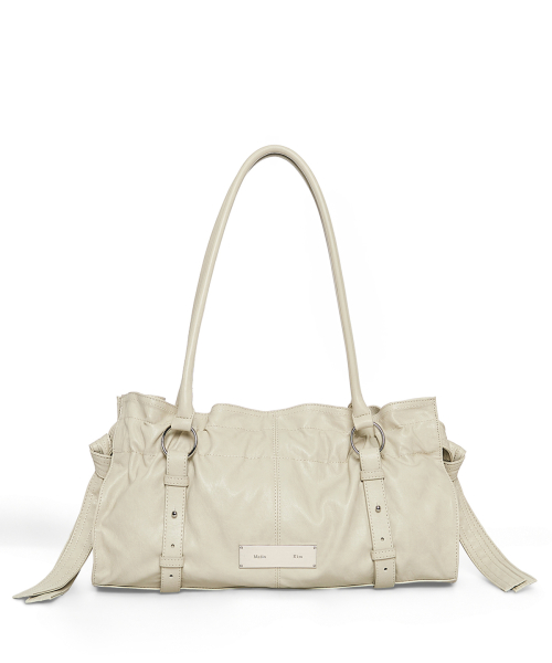 SHIRRING TIE BUCKLE SHOULDER BAG IN BEIGE