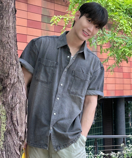 7ozVintage washing gray denim overfit short-sleeved shirt