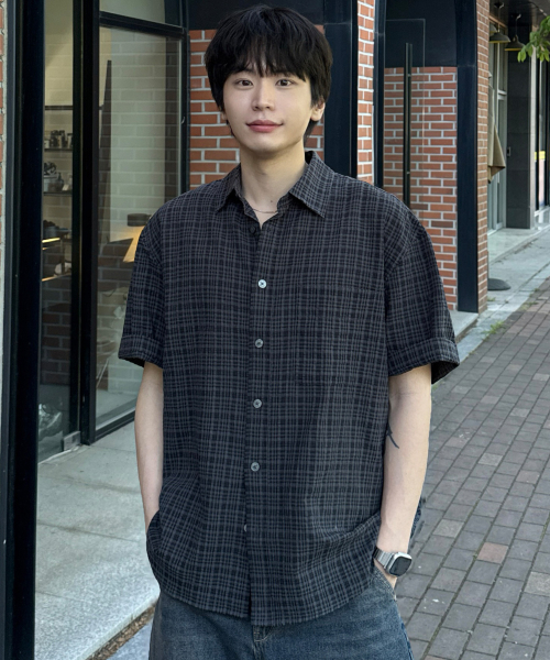Dark Checkered Oversized Fit Short-Sleeved Shirt - 2color
