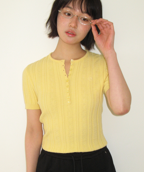 BUTTON POINT SLIM SHORT SLEEVE KNIT YELLOW