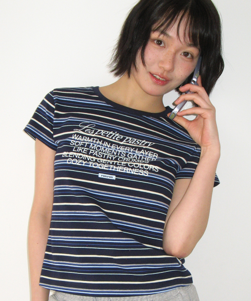MULTI STRIPE LETTERING T SHIRT NAVY