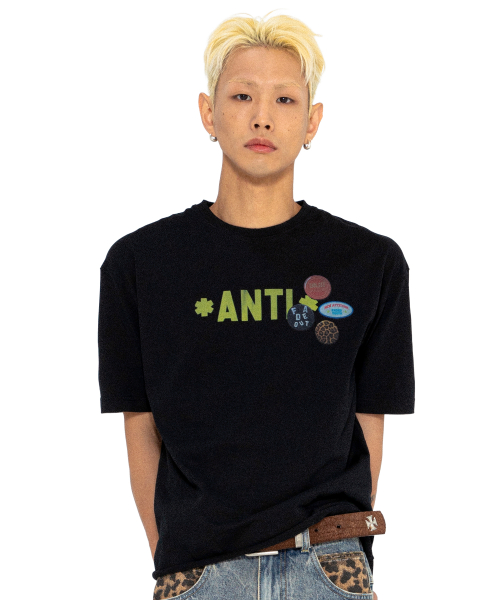 XF010 안티 핀 뱃지 티셔츠 (BLACK)