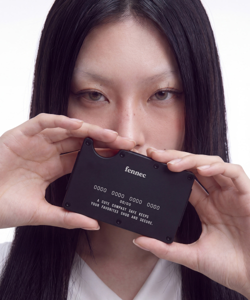 MAGSAFE CARD POCKET - BLACK