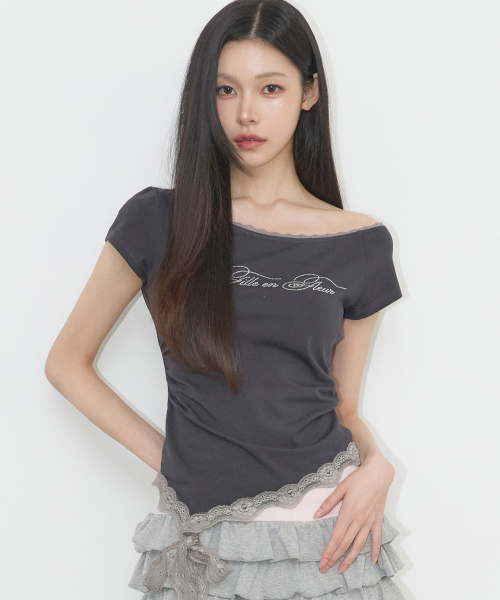 LACE BOAT NECK SHIRRING TOP CHARCOAL