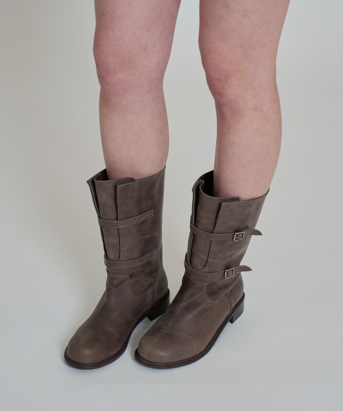 LUT BUKLE MID BOOTS (BROWN)