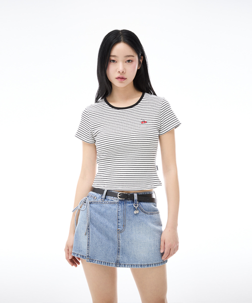 스몰 체리 슬림핏 스트라이프 티셔츠 [화이트]