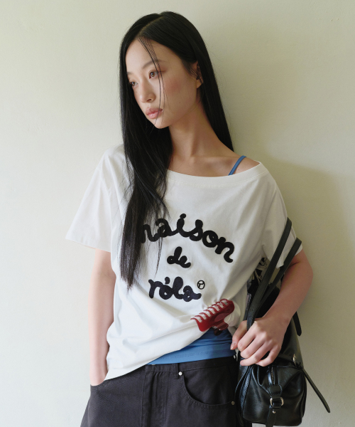 MAISON DE ROLA EMBROIDERY OFF SHOULDER T-SHIRT OFF WHITE