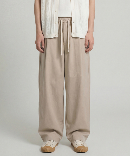 Hinge One Tuck Curved Pants Graybeige ISLP2699