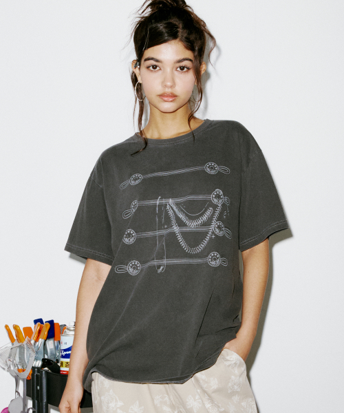 BUTTON TEE CHARCOAL