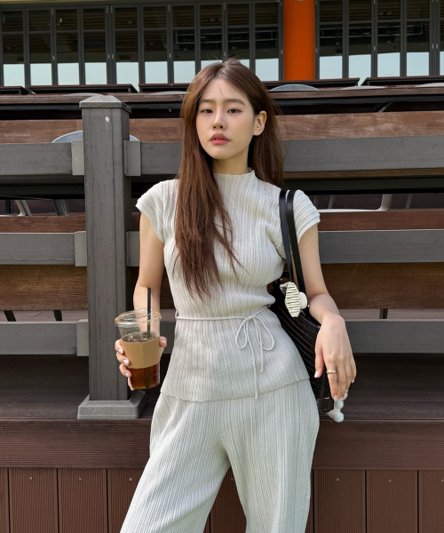 벨티드플리츠니트탑 J1KT321I