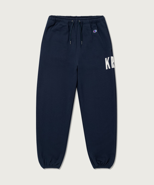 챔피온 X 콤팩트레코드바 빅 로고 스웨트 팬츠 Navy
