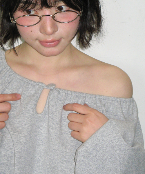 VOLUME SHIRRING BUTTON LONG SLEEVE GREY