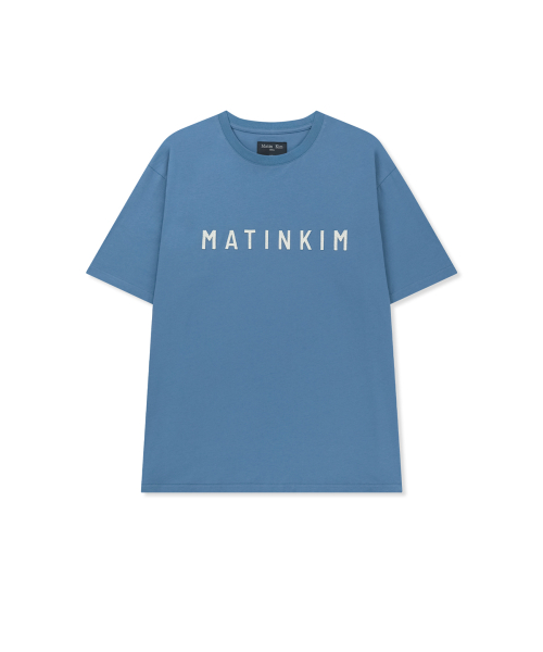 APPLIQUE FELT LOGO TOP FOR MEN IN BLUE