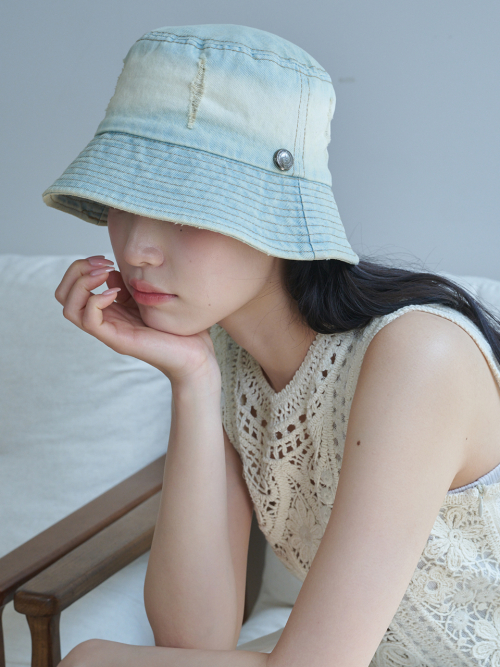 Vintage Bleaching Denim Bucket Hat (Light Blue Denim)