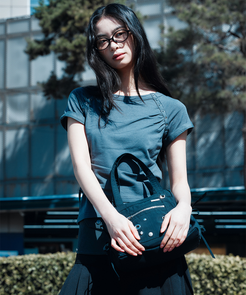 [미세키서울X여밈] Snap shirring shortsleeve CHARCOAL