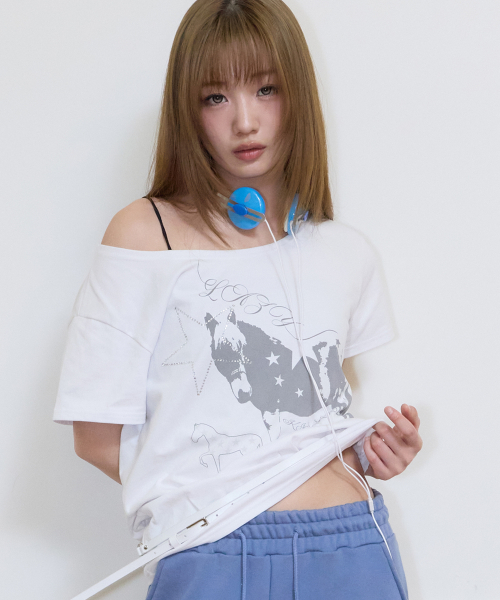 SY ONE-SHOULDER HORSE TEE(WHITE)