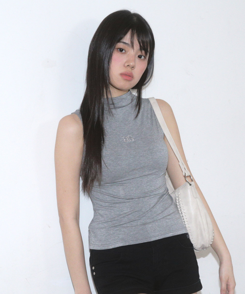 HUSH HIGH-NECK SLEEVELESS / GRAY
