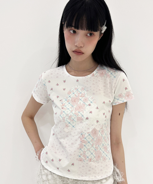 Flower Applique Curve Short Sleeve Top [Pink]