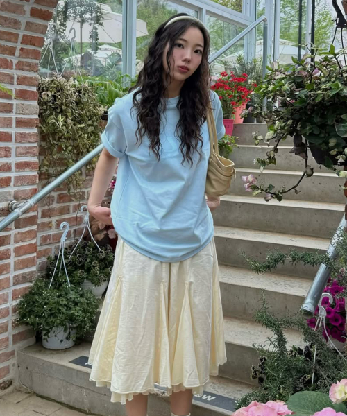 Essence T-shirt / Sky Blue