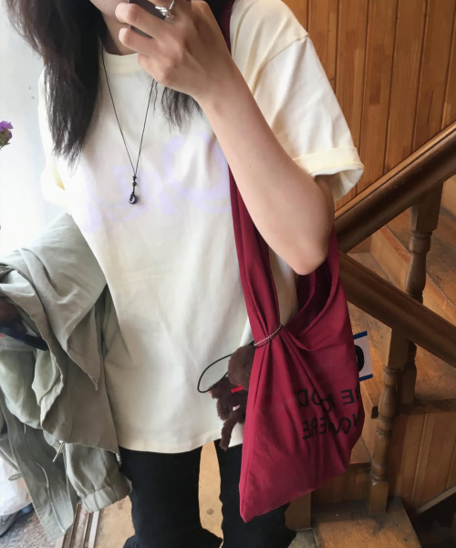 Essence T-shirt / Light Yellow