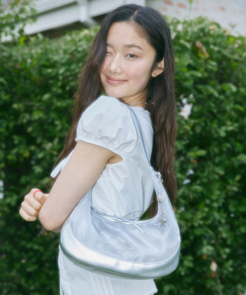 오간자 리본 숄더백 실버 OZBGGA301S
