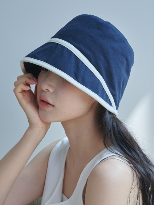 Contrast Line Moon Bucket Hat (Navy)