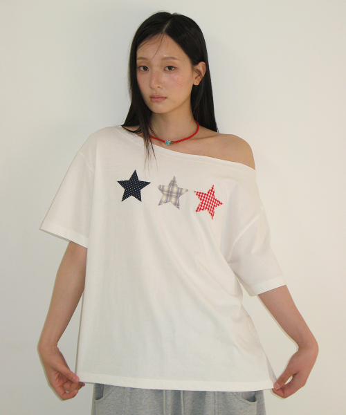 3 STAR APPLIQUE OFF SHOULDER T SHIRT WHITE