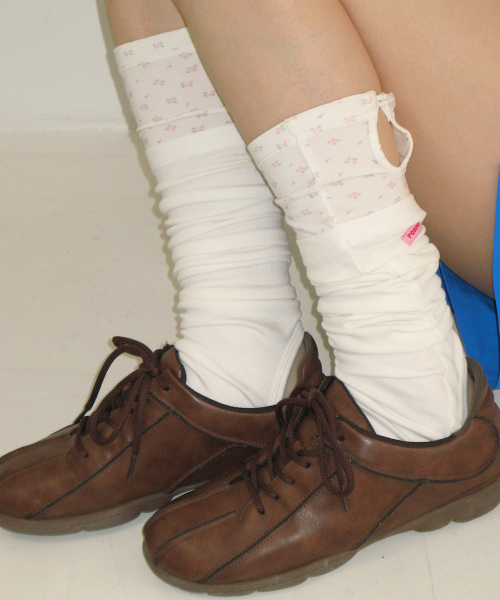 LAYERED OPEN TOE LEG WARMERS WHITE FLOWER