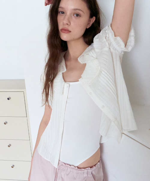 RUFFLE PINTUCK BLOUSE WHITE