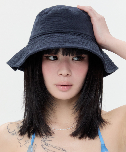 Embroidered Bucket Hat [Navy]