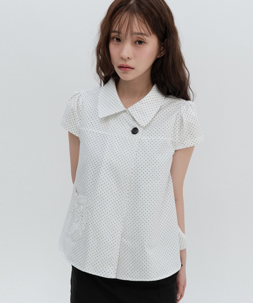 도트 버튼 퍼프소매 블라우스_화이트