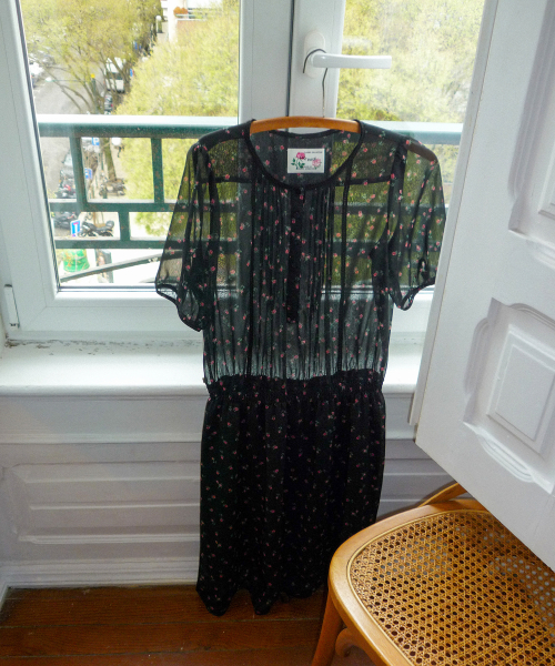 Ann Dress_Black Flower