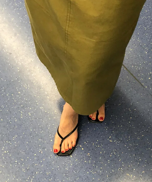 BACK STRAP FLIP-FLOP (BLACK)