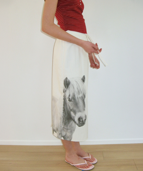 PONY CAT PRINT TUBE TOP SKIRT IVORY