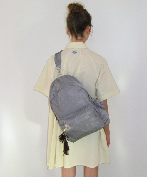 DOT SLING BACKPACK SILVER