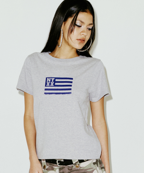 NYX FLAG APLIQUE TEE GREY
