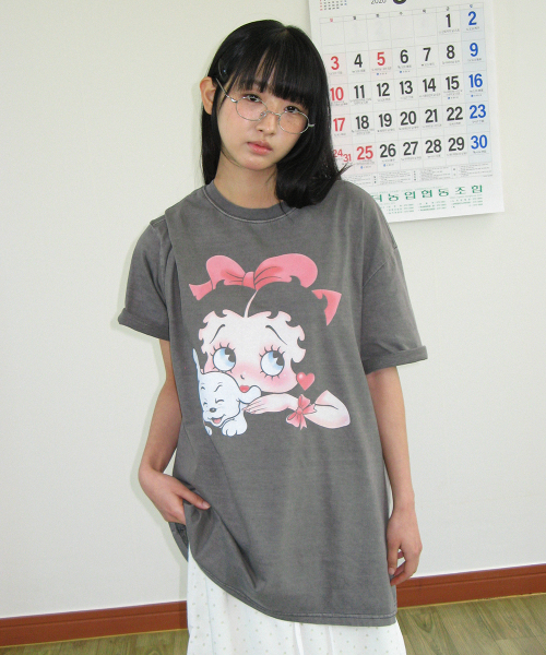 BETTY BOOP PIGMENT RIBBON OVER FIT T SHIRT CHARCOAL