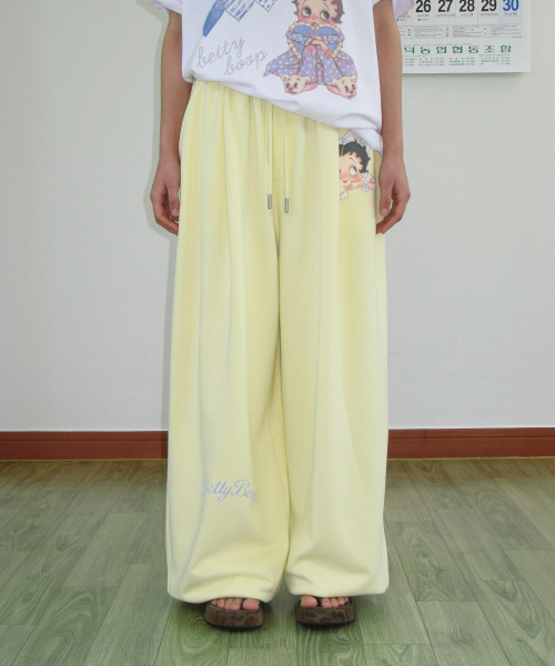 BETTY BOOP LETTERING SWEAT JOGGER PANTS SOFT YELLOW