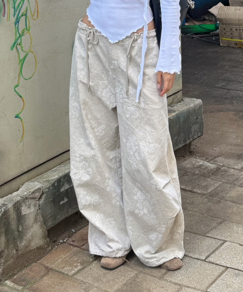 FLOWER WIDE PANTS / BEIGE