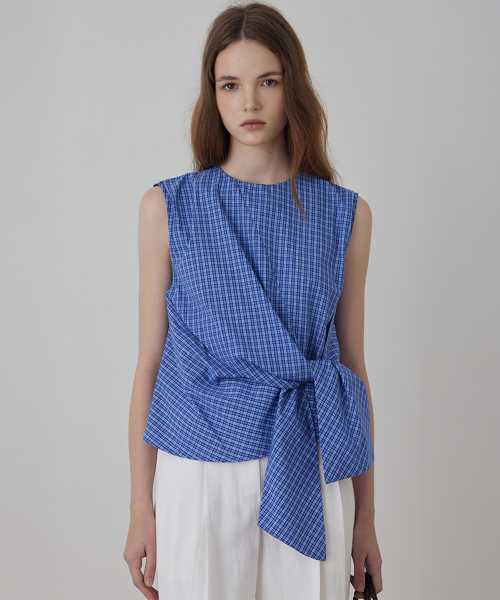 Side-Tie Wrapped Sleeveless Blouse