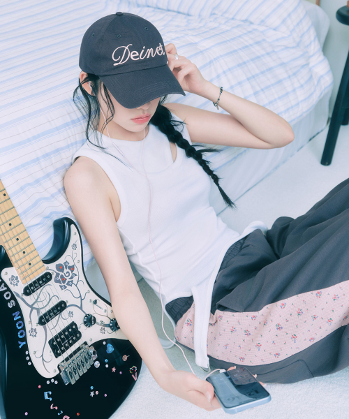 [YOON SOAP X DEINET] DETAIL SLEVELESS IN WHITE
