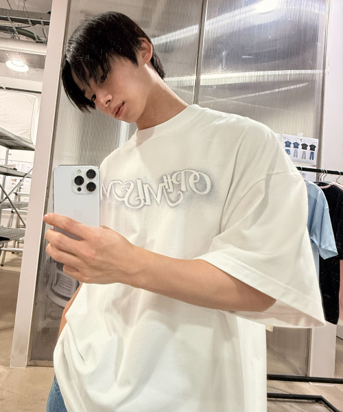 OPTIMISM OVERSIZED T-SHIRT / WHITE