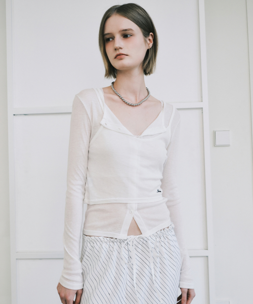 HENLEY NECK LAYERED SLEEVE TOP_IVORY