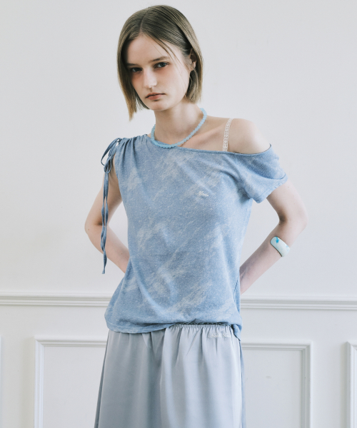 MARBLE DRAPE SHIRRING TOP_SKY BLUE